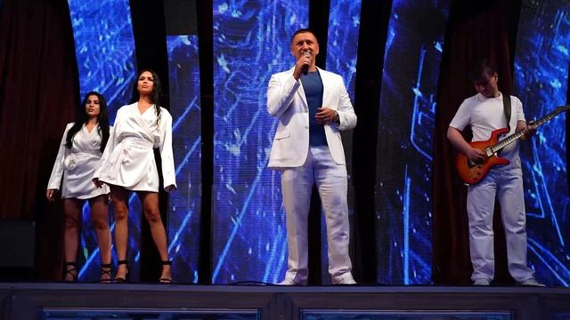 ВЛАДИМИР КУРСКИЙ-КРОВЬ ДОНБАССА. смотреть онлайн