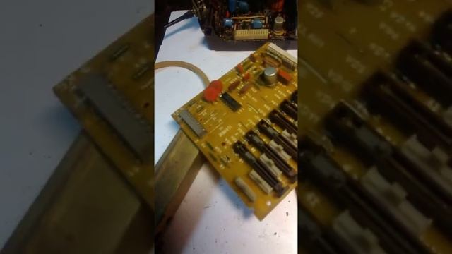 Разбор ИК приёмника от телевизора смотреть онлайн