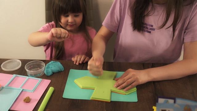 Обзор набора Play Doh «Домик на дереве» #playdoh #лепк смотреть онлайн