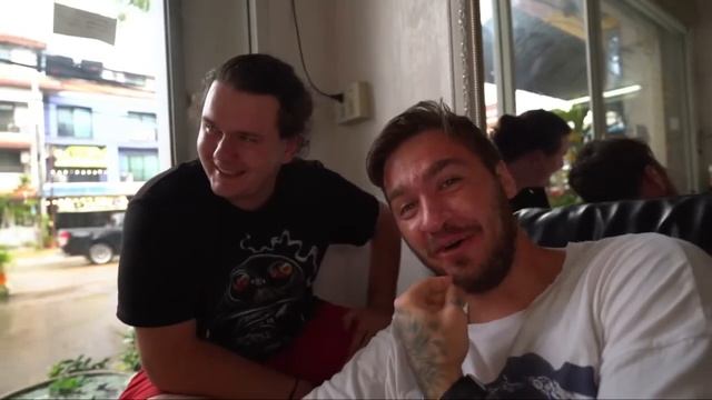 Новая прическа Максуты