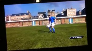 FIFA 10(Soccer Tricks and COOL MOVES)