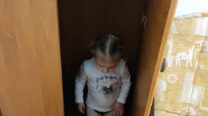 Новая прическа Сони, едем в школу, играем дома.