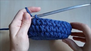 Плотный узор крючком 2 полустолбика с накидом вместе простой видеоурок. Dense Crochet Stitch