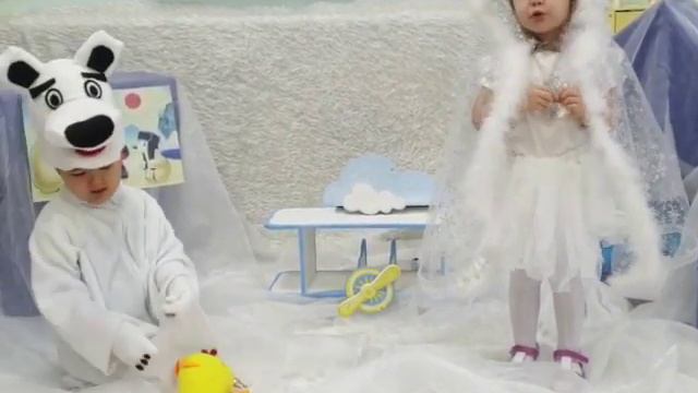 Литературная страничка. "На севере белый мишутка живет" 2мл.гр."Ландыши" - Моисеева Полина, 3г. смотреть онлайн