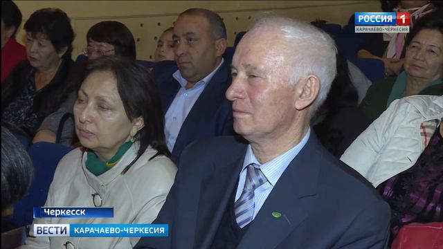 Юбилей литературно-художественного журнала на ногайском языке "Маьметекей" смотреть онлайн