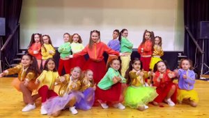 За мечтой. Хор Радость