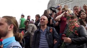 День Победы Berlin Treptower Park 9 mai 2015 - Берлин Трептов-парк 9 мая 2015