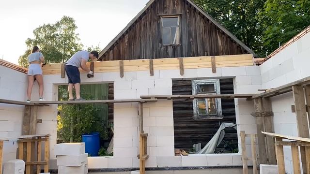 Как мы залили армопояс | Лопнула опалубка смотреть онлайн