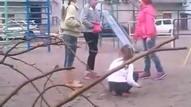 Гопота пытается отражать мобилку смотреть онлайн