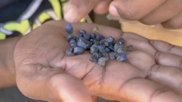 Фрезерно-гидравлическая добыча драгоценных камней на Мадагаскаре