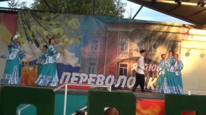 песня * А над берегом реки едут едут казаки*