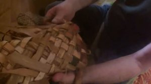 изучаем плетение лаптей не выходя из дома