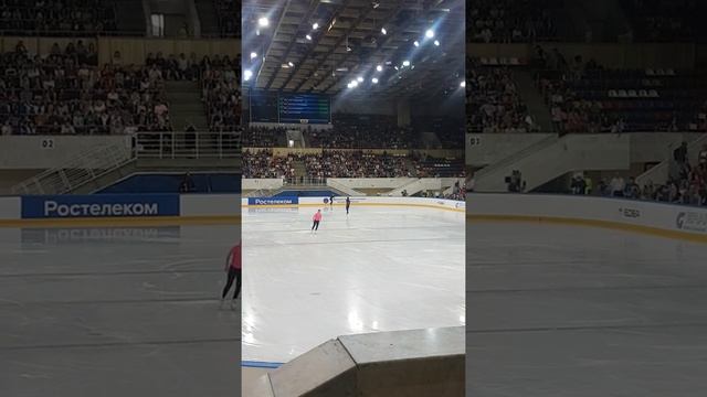 Евгения Медведева. Открытые прокаты сборной России по фигурному катанию. Разминка. смотреть онлайн