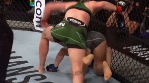 Лучшие моменты турнира UFC Лондон: Блэйдс vs Аспинэлл