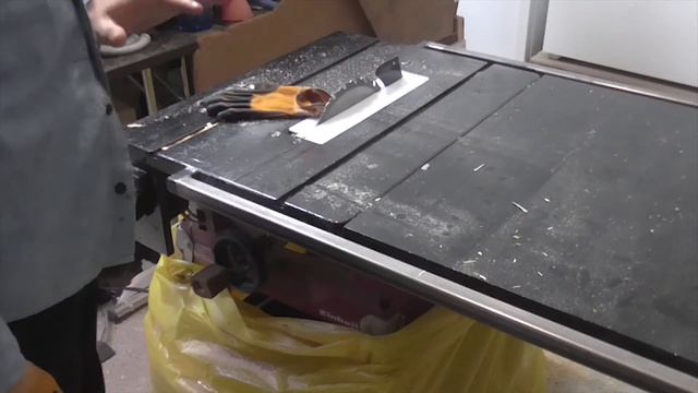 2/2 parte guida laterale in ferro banco sega Einhell TC-TS 2025 U смотреть онлайн