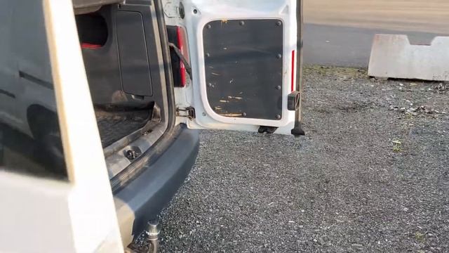 Köp Volkswagen Caddy MPV 2.0 EcoFuel (109hk) på Klaravik смотреть онлайн