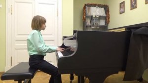 1) И.С.Бах, BWV 792 - Трехголосная инвенция №6 ми мажор 2) А. Лешгорн, соч 136 - Этюд № 20, fis mol