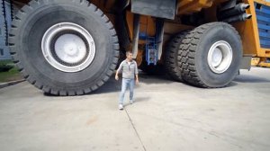 Как делают БелАЗы — большой обзор 1