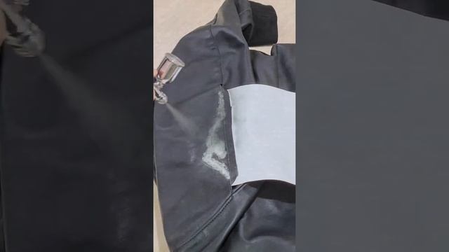 Реставрация рваной куртки из кожи в стиле Лапенко Журналиста