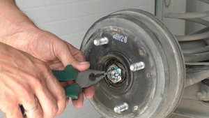 How to remove Brake Drum Daewoo Matiz