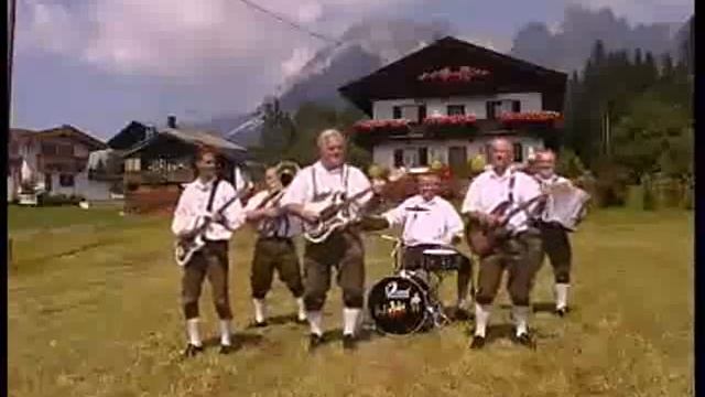 Intense Polka Song смотреть онлайн