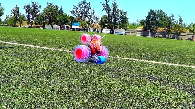 Машинка перевертыш игрушка на радиоуправлении