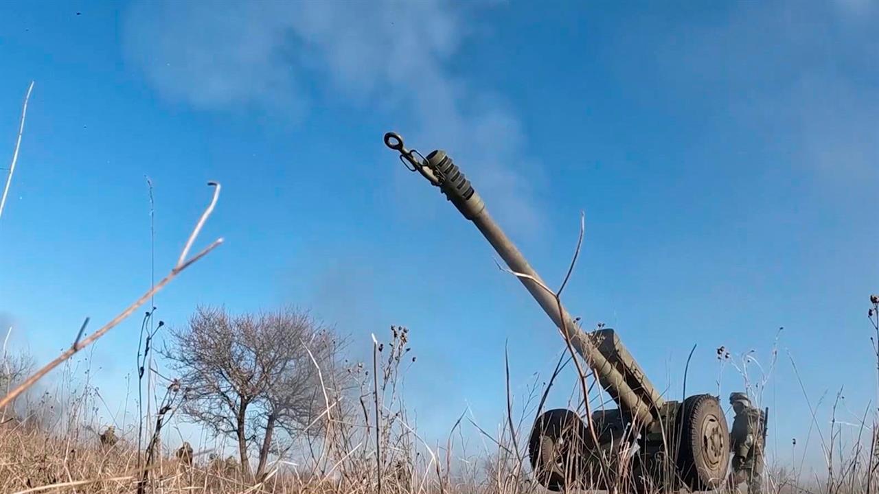 На Запорожском направлении укрепрайоны ВСУ уничтожают российские артиллеристы