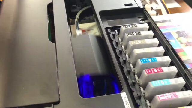 УФ принтер А3+r3000UV печать на белом ДСП в режиме CMYK смотреть онлайн