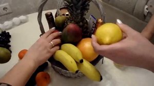 Подарочная корзина с фруктами СВОИМИ РУКАМИ