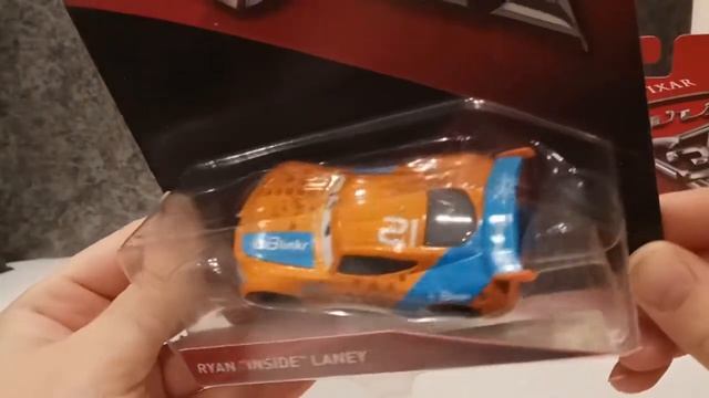 Обзор Тачки 3 гонщики нового поколения № 6, 21,24 Mattel 2017