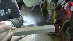 указка из дерева со змейкой из отходов, своими руками