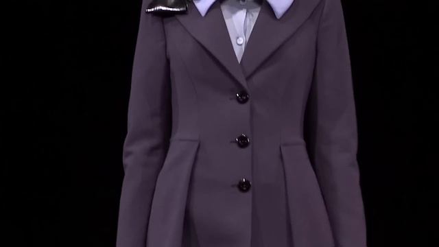 Emporio Armani - 2015 Fall Winter Womenswear Collection смотреть онлайн