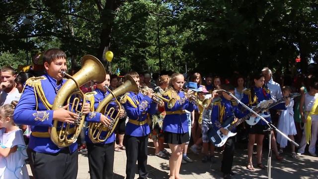Дитячий духовий оркестр Ізюмської ДМШ, Besame mucho смотреть онлайн