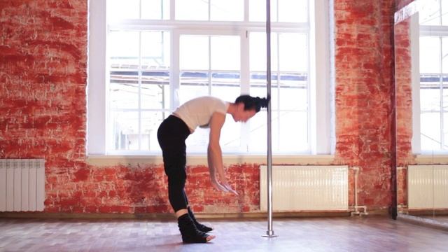 Стойка на руках - обучающее видео (Handstands Tutorial in Russian) смотреть онлайн