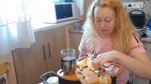 завтрак после лыжной прогулки/мукбанг/наелась от души/на кухне с Ксюшей/еда на камеру