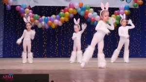 Танец "ЗАЙЧИКИ"