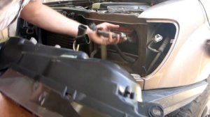 Toyota Land Cruiser 100 series housing headlight Replacement