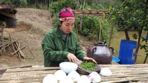 A 17-year-old single mother and her son cut bamboo to make a dining table