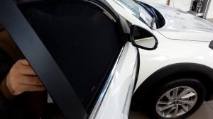 Установка каркасных автошторок на магнитах.