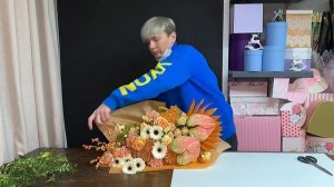 Асимметричный, раскидистый букет в спиральной технике / Тишью, фоамиран.