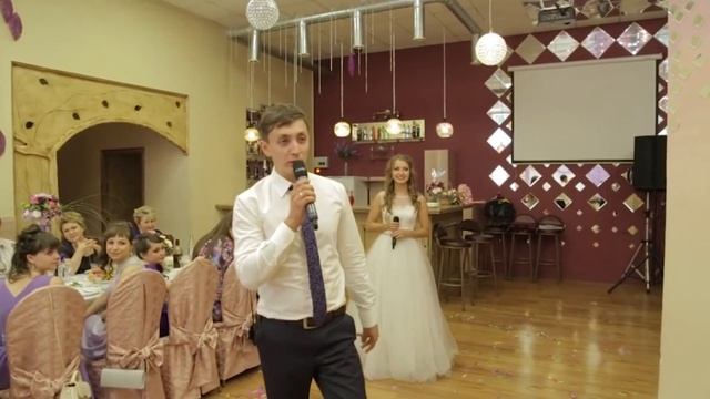 Подарок для родителей на свадьбе, душевная песня жениха и невесты