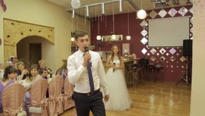 Подарок для родителей на свадьбе, душевная песня жениха и невесты