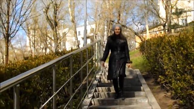 У дома балерины Галины Улановой смотреть онлайн