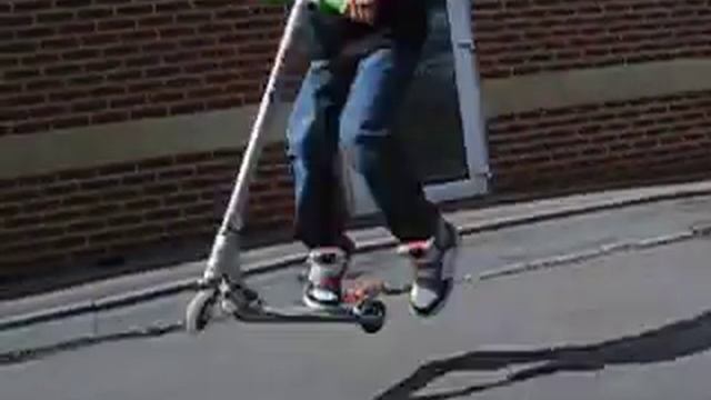 Tailwhip flat [lewis hodder] смотреть онлайн