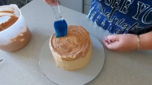 Листья из шоколада  Как быстро украсить торт