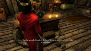 Lesbian marriage between a giant woman and a fox. (Skyrim)