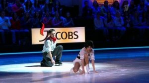 Кристина Асмус и Алексей Тихонов. "Клен ты мой опавший". Фрагмент выпуска от 13.09.2014