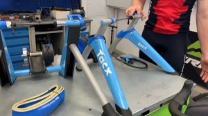 Велостанок Tacx Blue Matic с регулировкой на руле