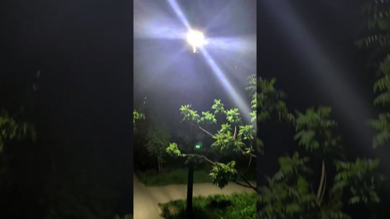 КАК ПОХАБНО УБИРАЮТСЯ НА МАТРОСОВА #старыйоскол #гладков #грязь