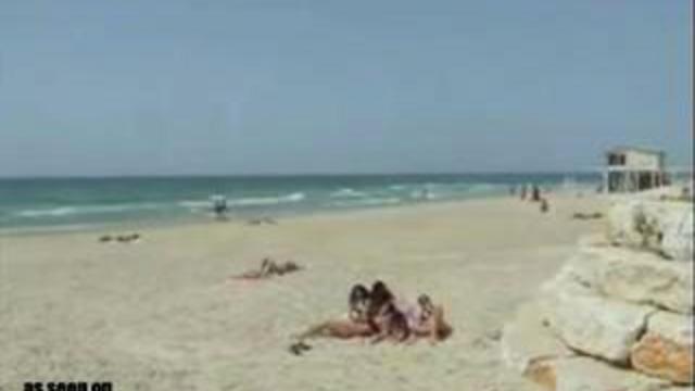 Башкой в песок! смотреть онлайн